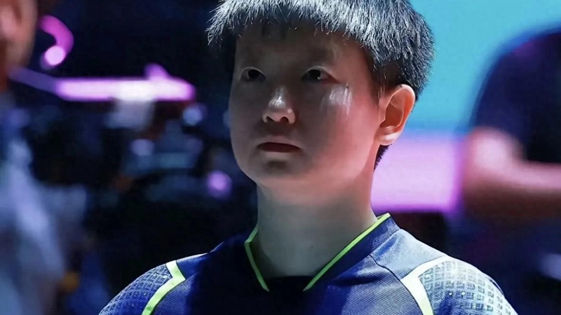 孙颖莎代言高露洁单日售罄：体育偶像商业价值再获验证